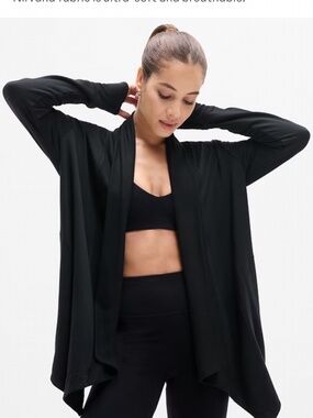 Athleta Pranayama Restore Wrap